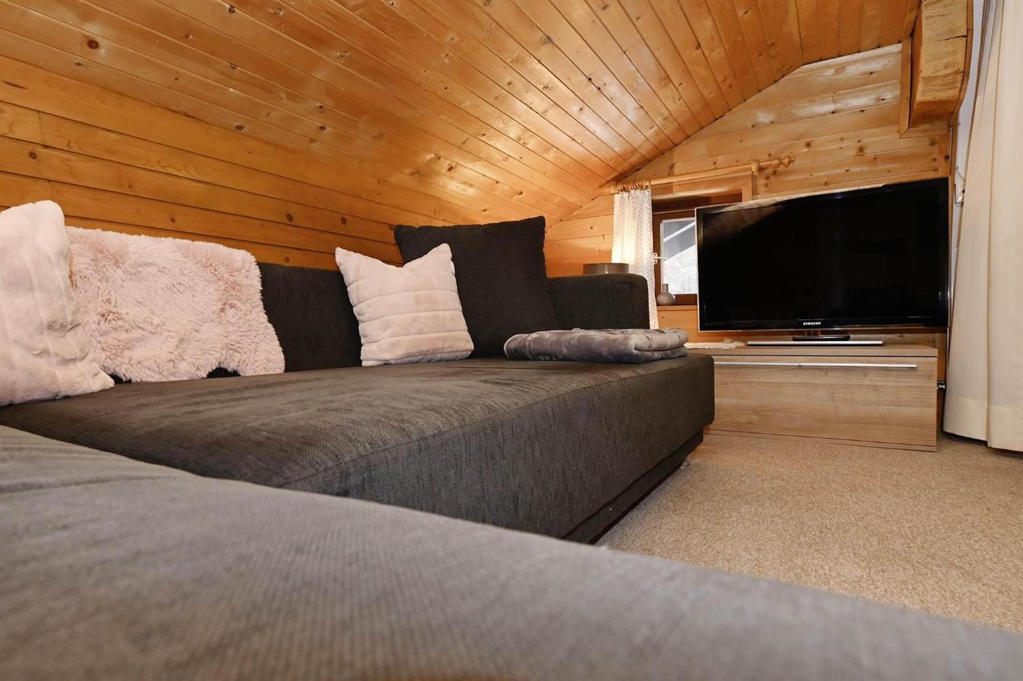 Haus Limat Appartement Schruns Buitenkant foto