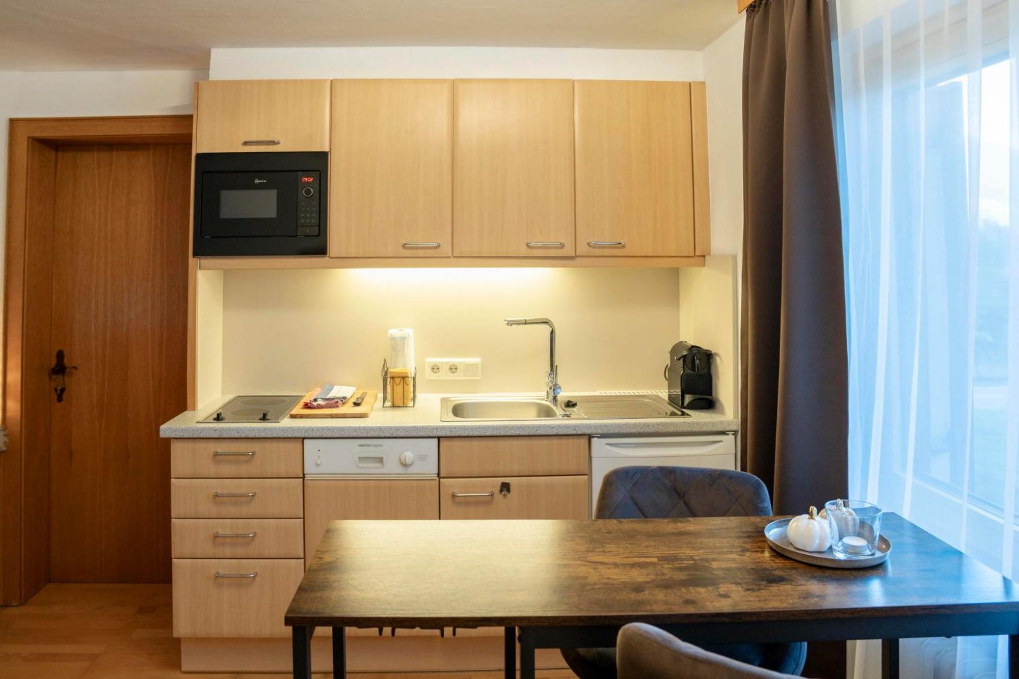 Haus Limat Appartement Schruns Buitenkant foto