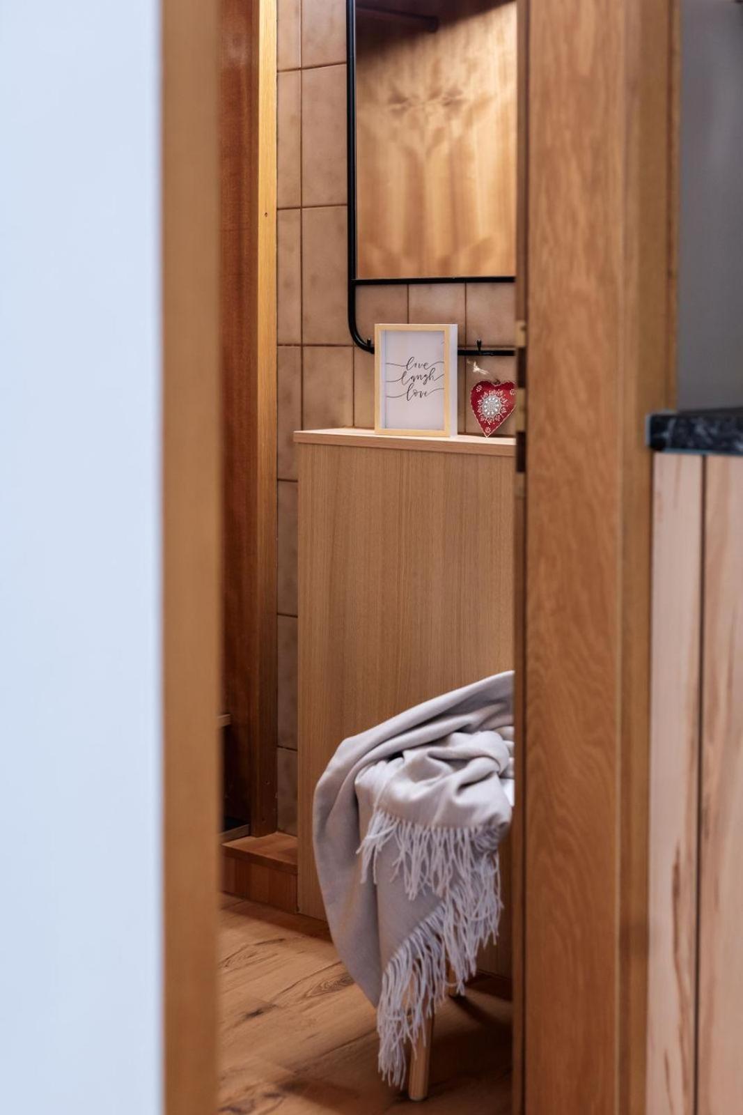 Haus Limat Appartement Schruns Buitenkant foto